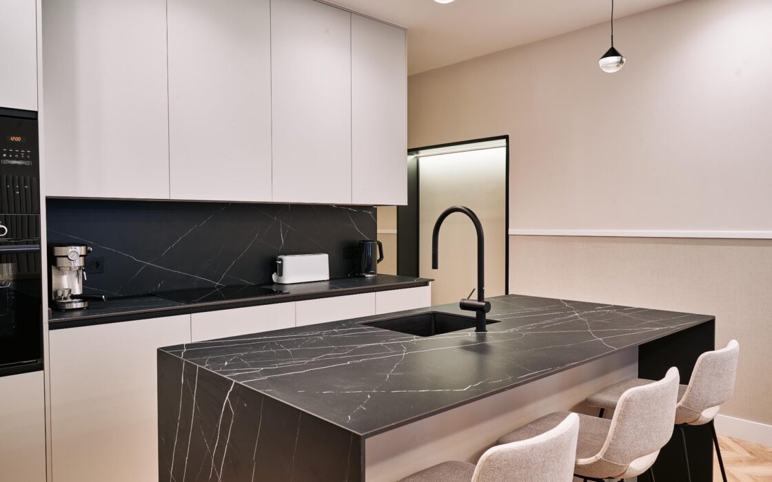 Эксклюзивная квартира в центре Мадрида с джакузи 213 кв.м