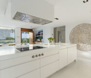 Современная вилла с террасой в Новой Андалусии, 391 кв.м.