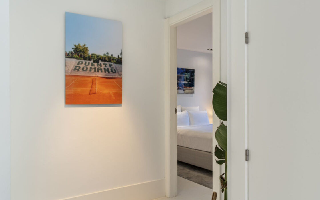 Современная вилла с террасой в Новой Андалусии, 391 кв.м.