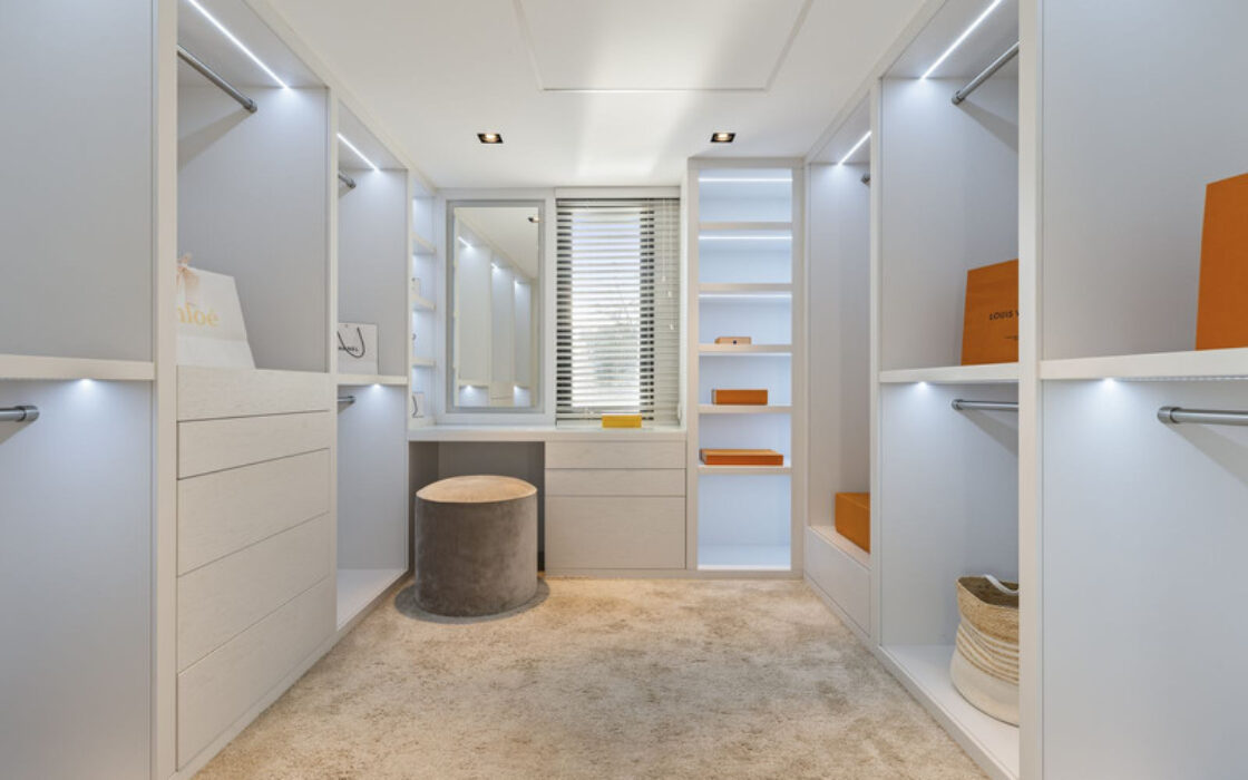 Современная вилла с террасой в Новой Андалусии, 391 кв.м.