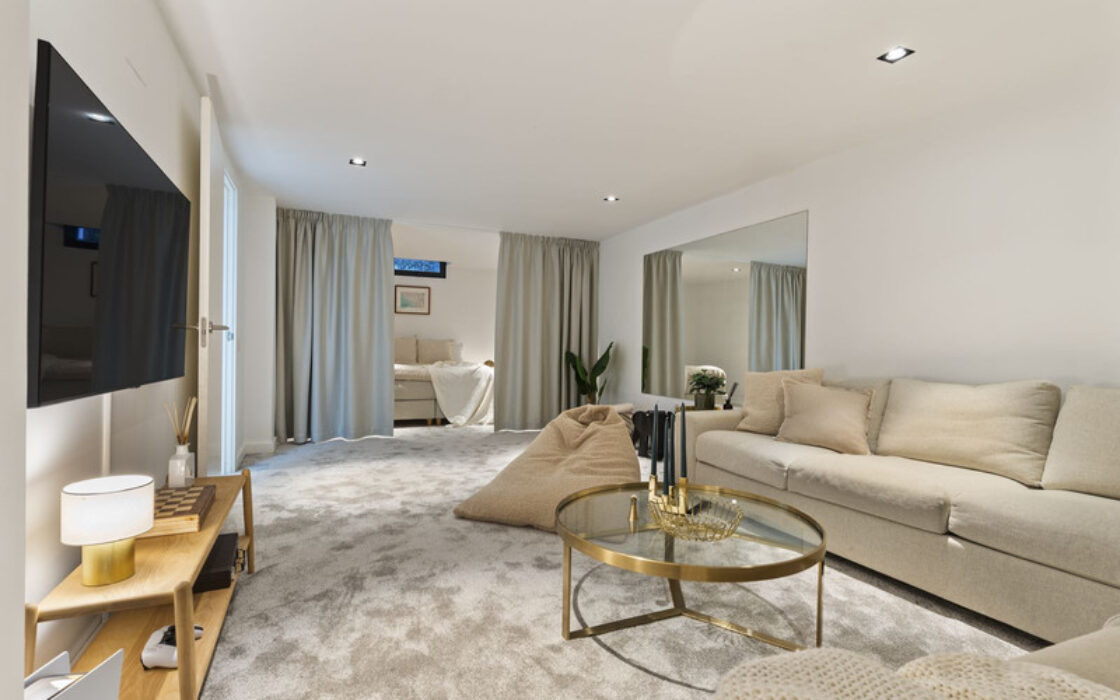 Современная вилла с террасой в Новой Андалусии, 391 кв.м.