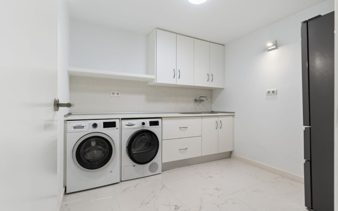 Современная вилла с террасой в Новой Андалусии, 391 кв.м.