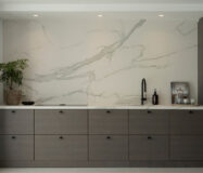 Вілла 6+5 кімнат у Новій Андалусії з терасою біля моря 260 кв.м