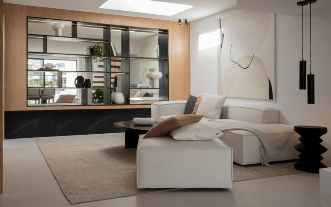 Вілла 6+5 кімнат у Новій Андалусії з терасою біля моря 260 кв.м