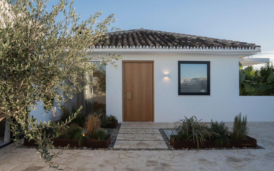 Вілла 6+5 кімнат у Новій Андалусії з терасою біля моря 260 кв.м