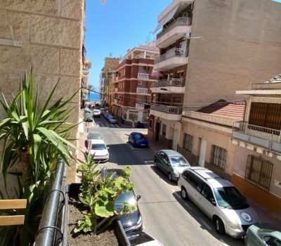 Апартаменти 71 кв.м в Торрев’єсі з терасою біля моря