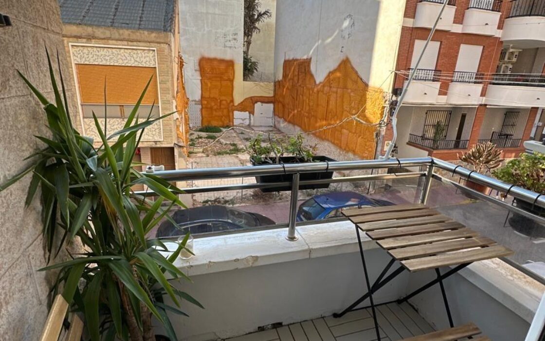 Апартаменты 71 кв.м в Торревьехе с террасой у моря