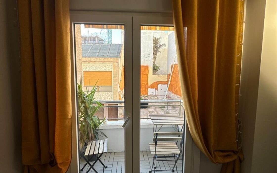 Апартаменты 71 кв.м в Торревьехе с террасой у моря