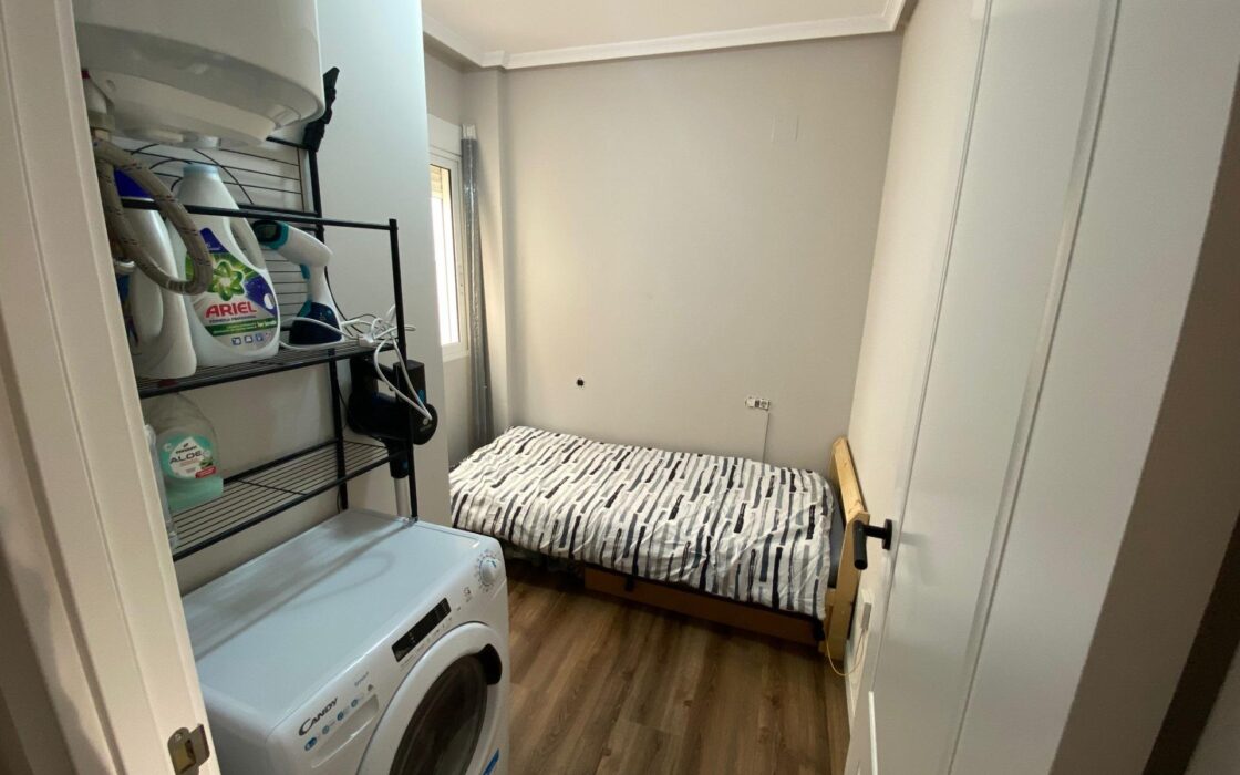 Апартаменты 71 кв.м в Торревьехе с террасой у моря