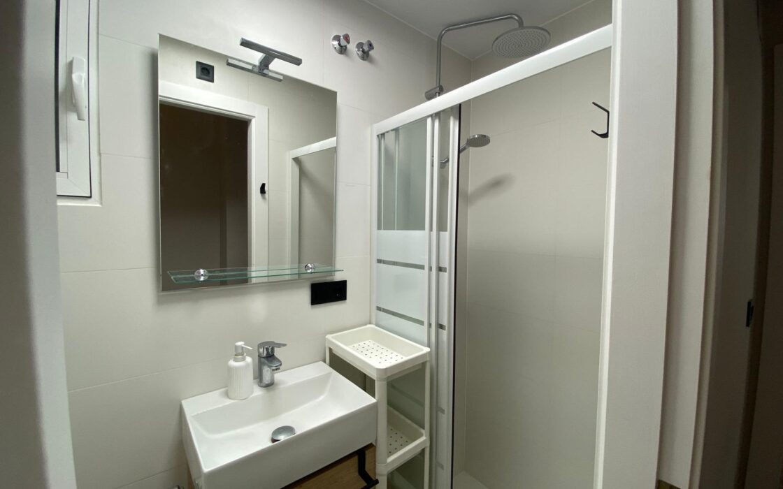 Апартаменты 71 кв.м в Торревьехе с террасой у моря