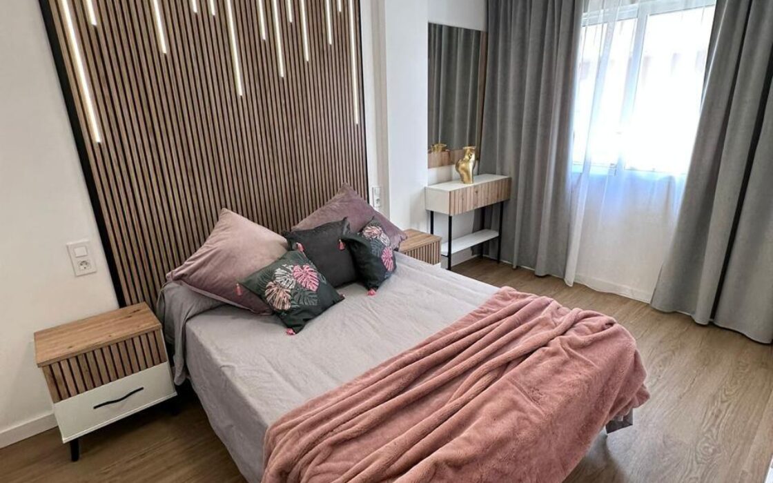 Апартаменты в Торревьехе 64 кв.м, 300 м до моря