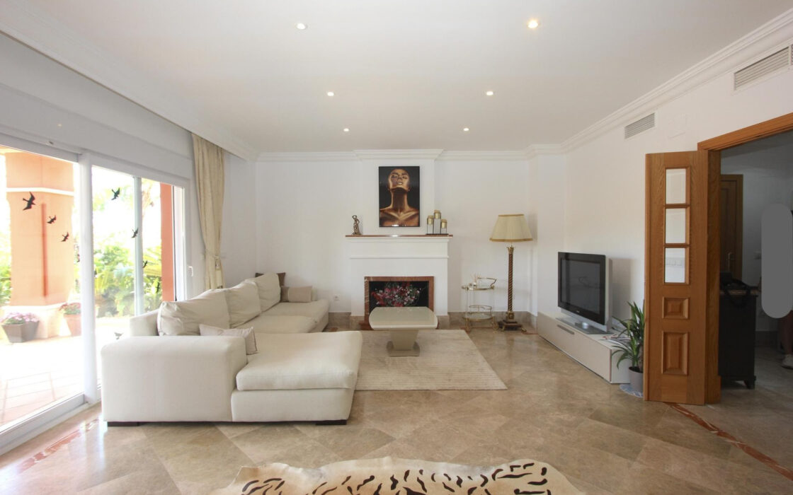 Вілла з 6 спальнями на полі для гольфа, Марбелья, 358 кв.м