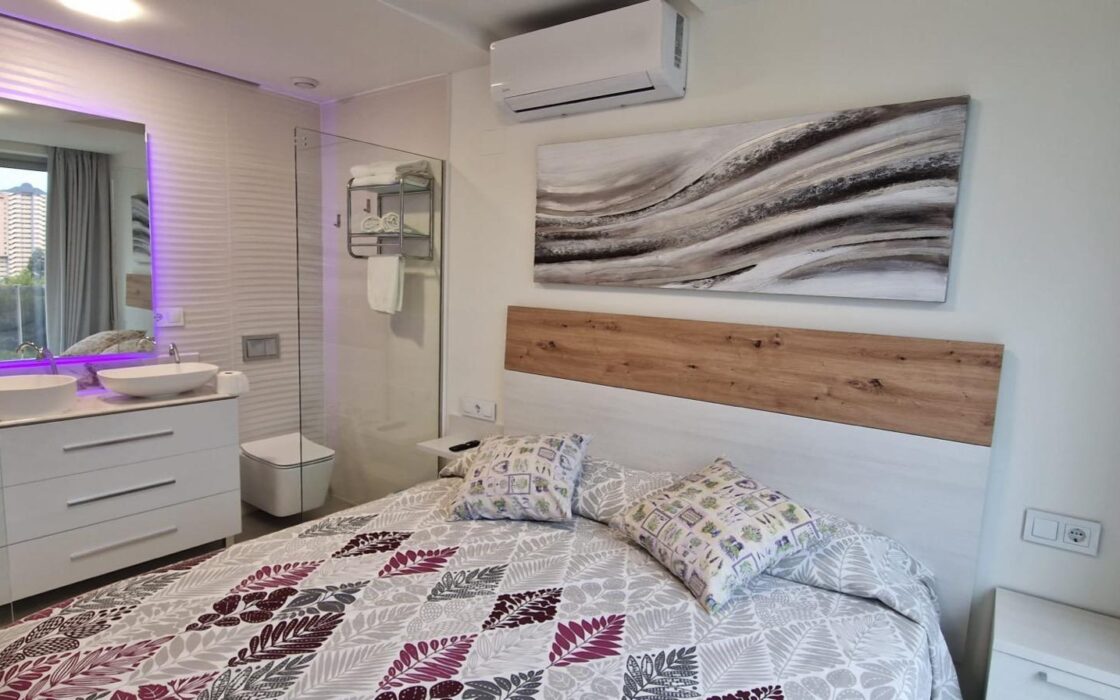 Меблированные квартиры в Ла Кала, Бенидорм с террасой 77 кв.м