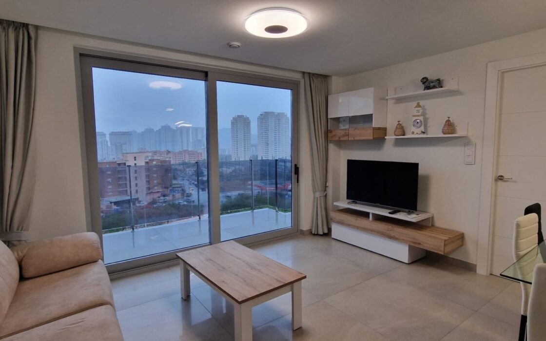 Меблированные квартиры в Ла Кала, Бенидорм с террасой 77 кв.м