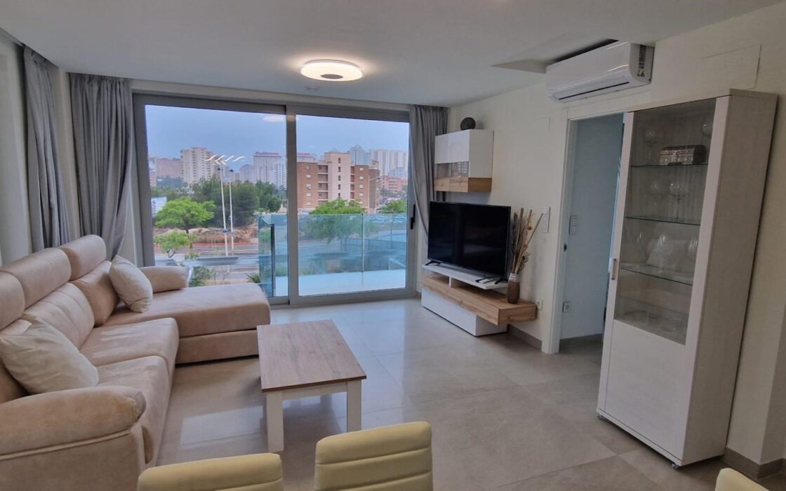 Меблированные квартиры в Ла Кала, Бенидорм с террасой 77 кв.м