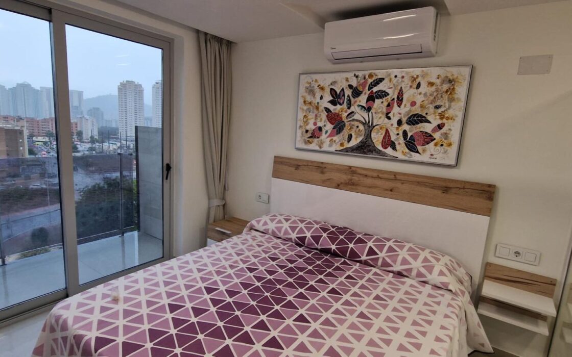 Меблированные квартиры в Ла Кала, Бенидорм с террасой 77 кв.м