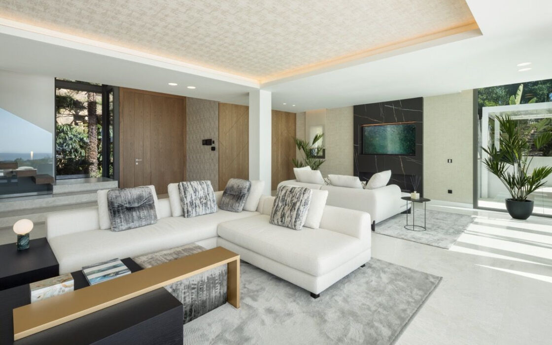 Вілла з терасою в Ла-Кінте, 678 кв.м, сучасний стиль