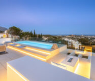 Вілла з терасою в Ла-Кінте, 678 кв.м, сучасний стиль