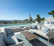 Вілла з терасою в Ла-Кінте, 678 кв.м, сучасний стиль