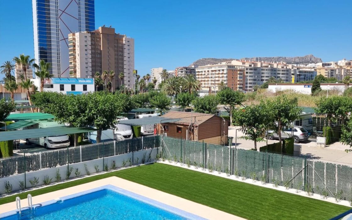 Нова квартира в Кальпе 204 кв.м з терасою біля моря