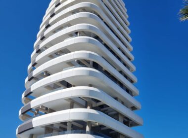 Нова квартира в Кальпе 204 кв.м з терасою біля моря