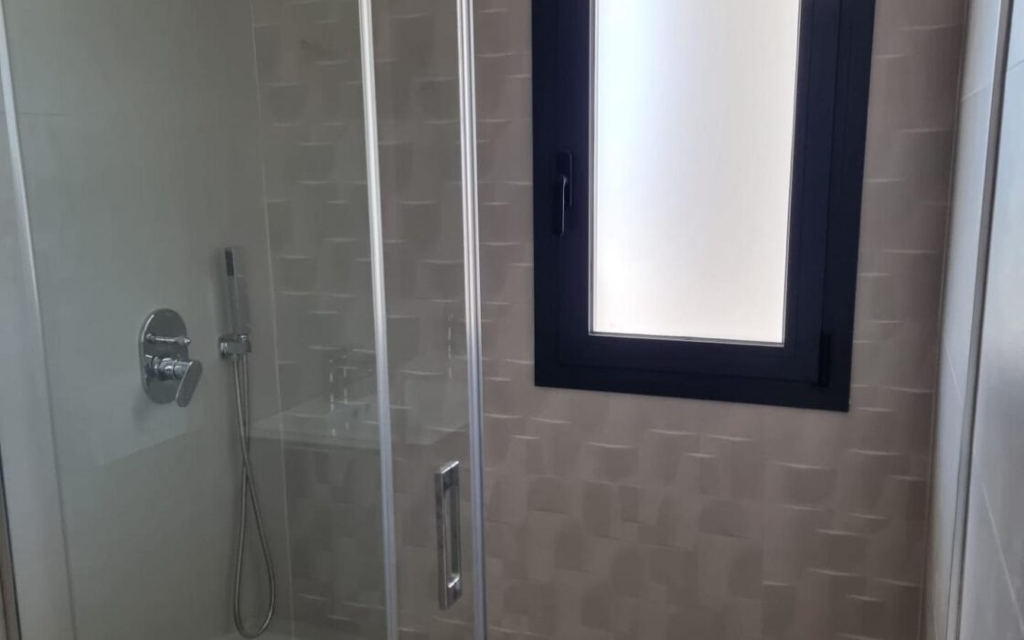 Нова квартира в Кальпе 204 кв.м з терасою біля моря