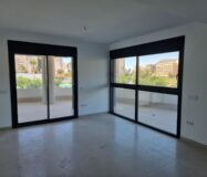 Нова квартира в Кальпе 204 кв.м з терасою біля моря