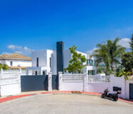 Вилла с террасой в Новой Андалусии, 425 кв.м, современный стиль