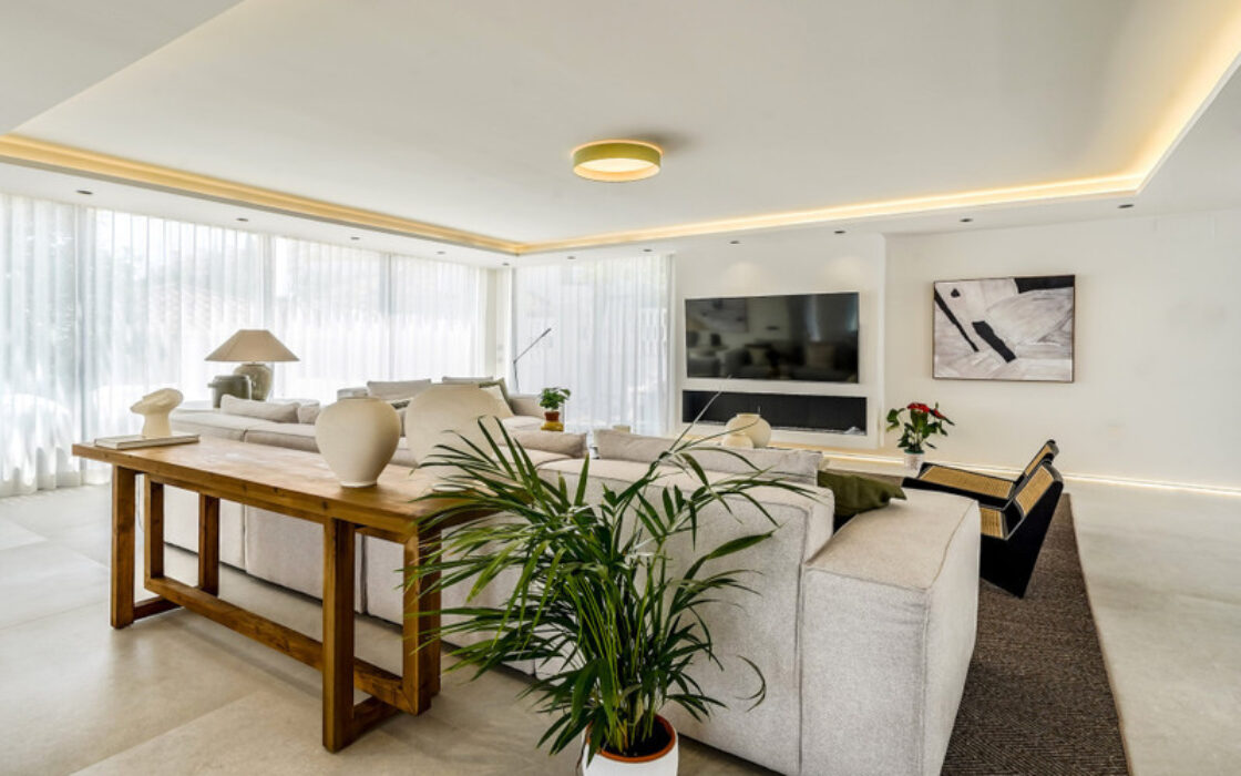 Вилла с террасой в Новой Андалусии, 425 кв.м, современный стиль