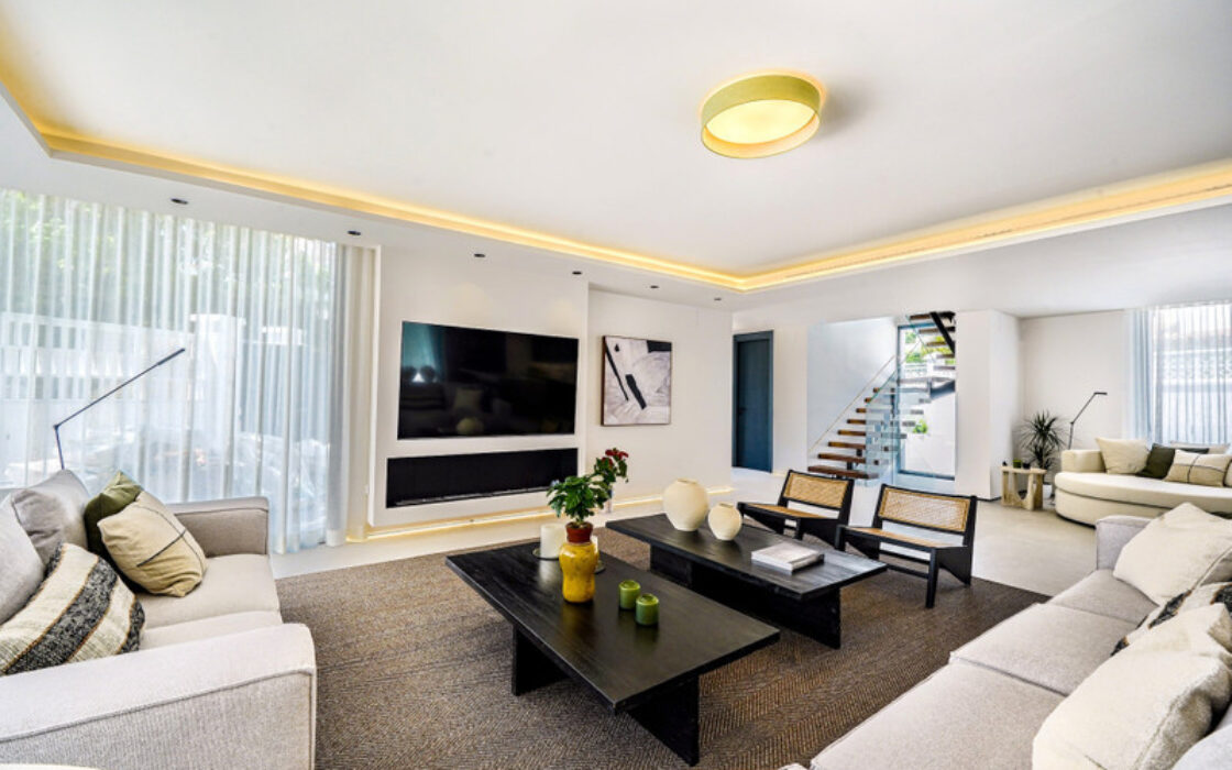 Вилла с террасой в Новой Андалусии, 425 кв.м, современный стиль