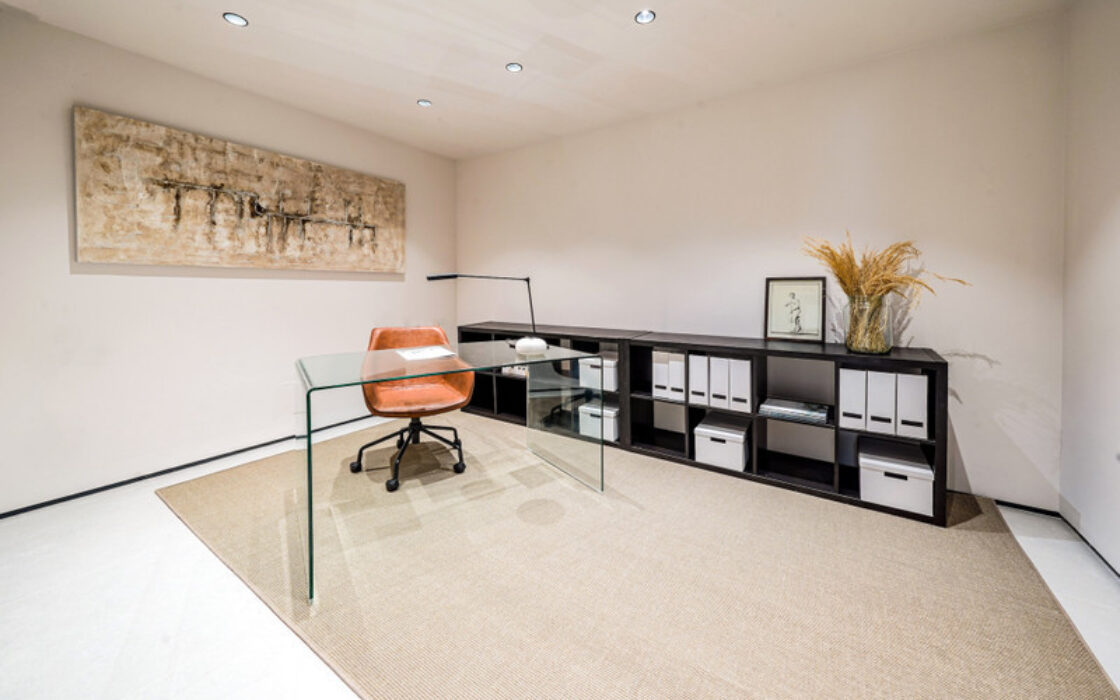 Вилла с террасой в Новой Андалусии, 425 кв.м, современный стиль