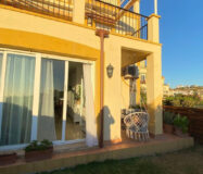 Квартира в Касаресе 80 кв.м з терасою та морським видом