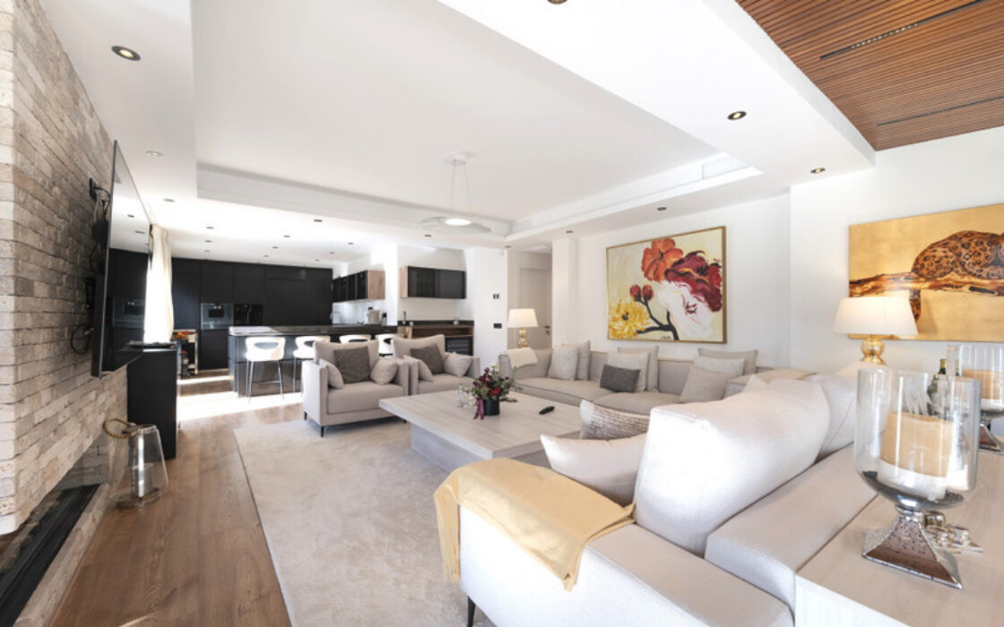 Исключительная вилла в Эль-Росарио 374 кв.м с террасой