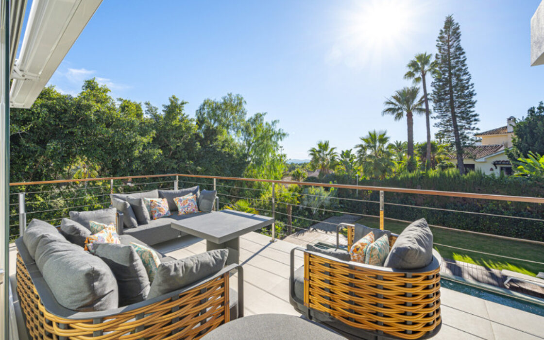 Исключительная вилла в Эль-Росарио 374 кв.м с террасой