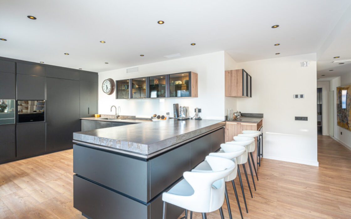 Исключительная вилла в Эль-Росарио 374 кв.м с террасой