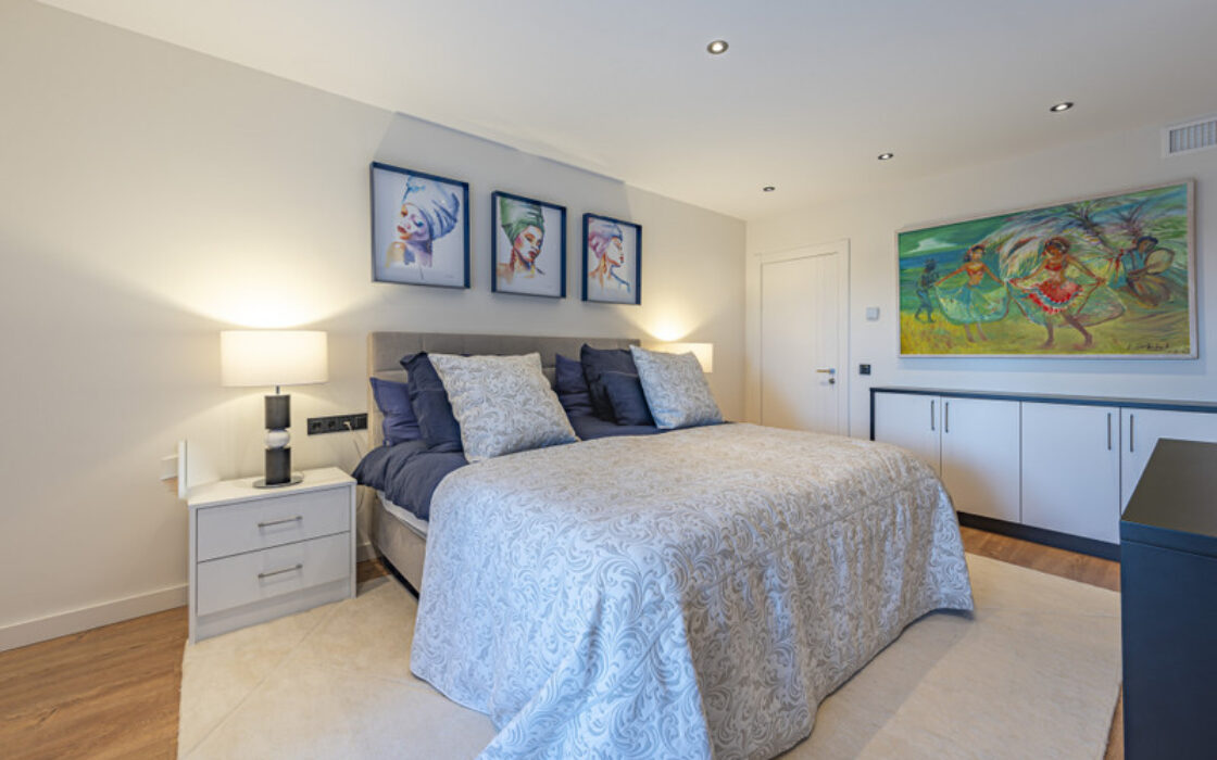 Исключительная вилла в Эль-Росарио 374 кв.м с террасой