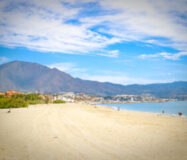 Ділянка в Ла-Дукезі з панорамним видом та великою терасою