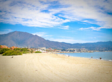 Ділянка в Ла-Дукезі з панорамним видом та великою терасою