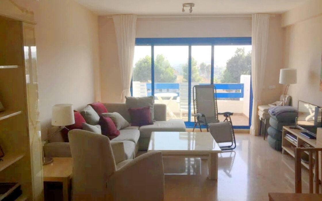 Ділянка в Ла-Дукезі з панорамним видом та великою терасою