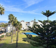 Большие апартаменты в Манильва Коста с террасой 124 кв.м