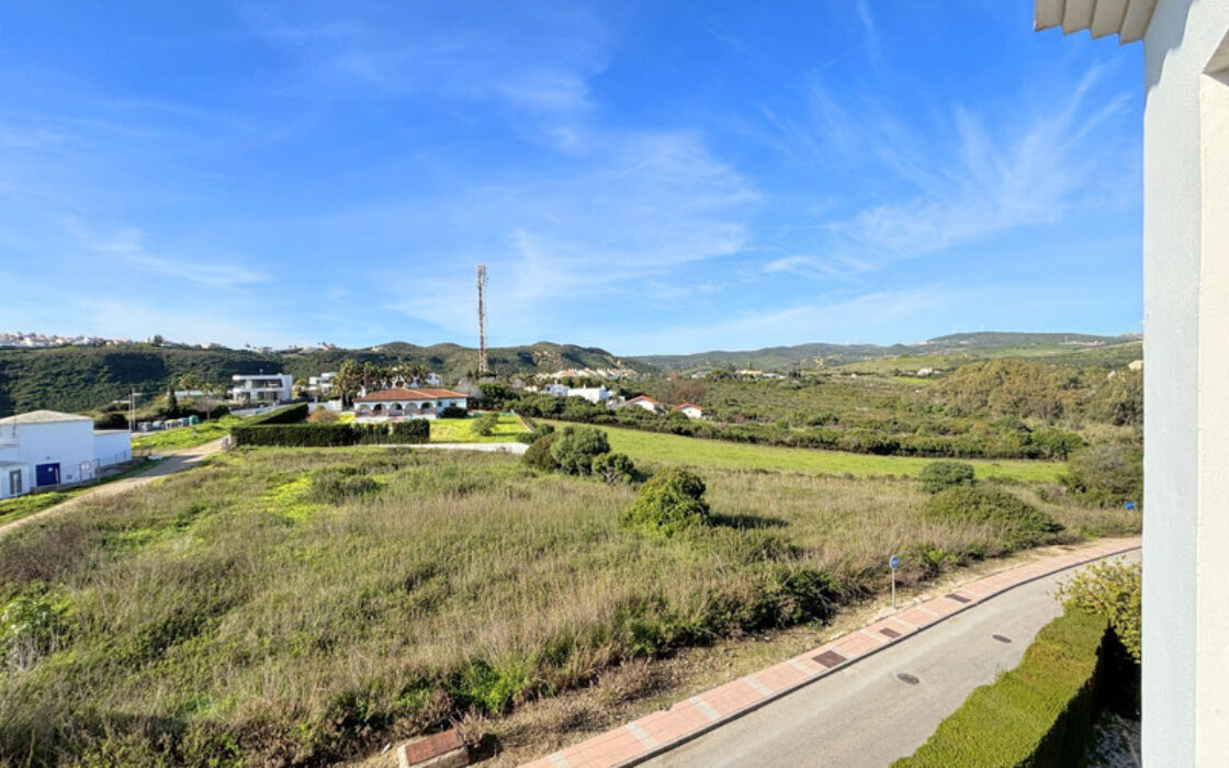 Большие апартаменты в Манильва Коста с террасой 124 кв.м