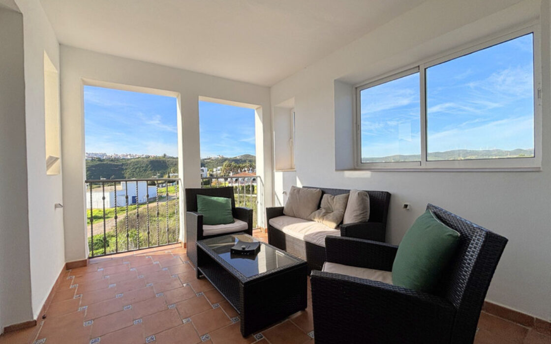 Большие апартаменты в Манильва Коста с террасой 124 кв.м