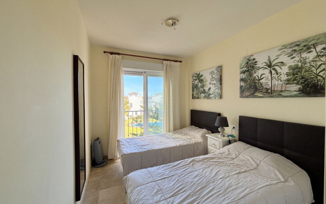 Большие апартаменты в Манильва Коста с террасой 124 кв.м