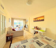 Большие апартаменты в Манильва Коста с террасой 124 кв.м