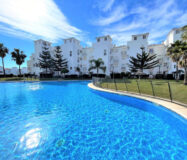 Большие апартаменты в Манильва Коста с террасой 124 кв.м