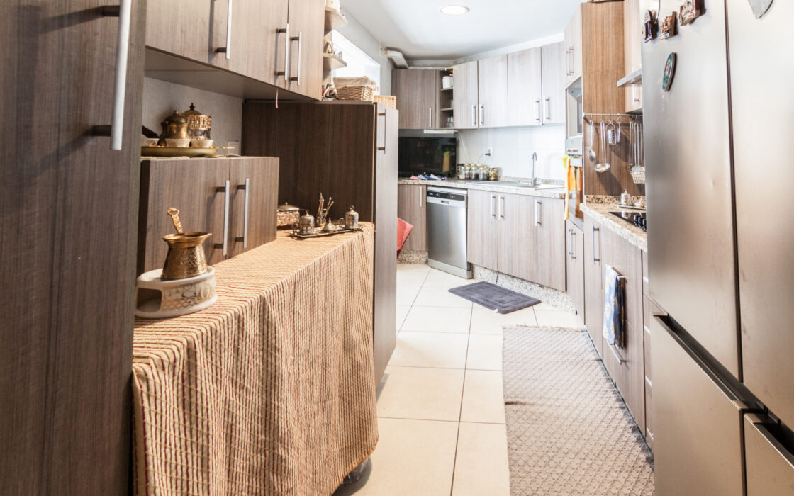 Квартира с 3 спальнями и прекрасным видом в Ла Кампана