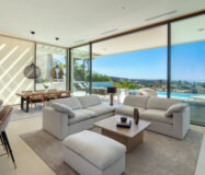 Роскошная вилла в Нуэва Андалусия, 592 кв.м, с террасой