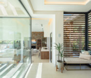 Роскошная вилла в Нуэва Андалусия, 592 кв.м, с террасой