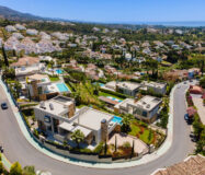 Роскошная вилла в Нуэва Андалусия, 592 кв.м, с террасой