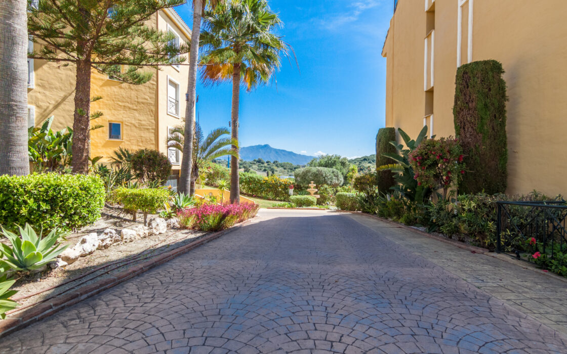 Квартира 100 кв.м з видом на море в Бел-Ейр, Естепона